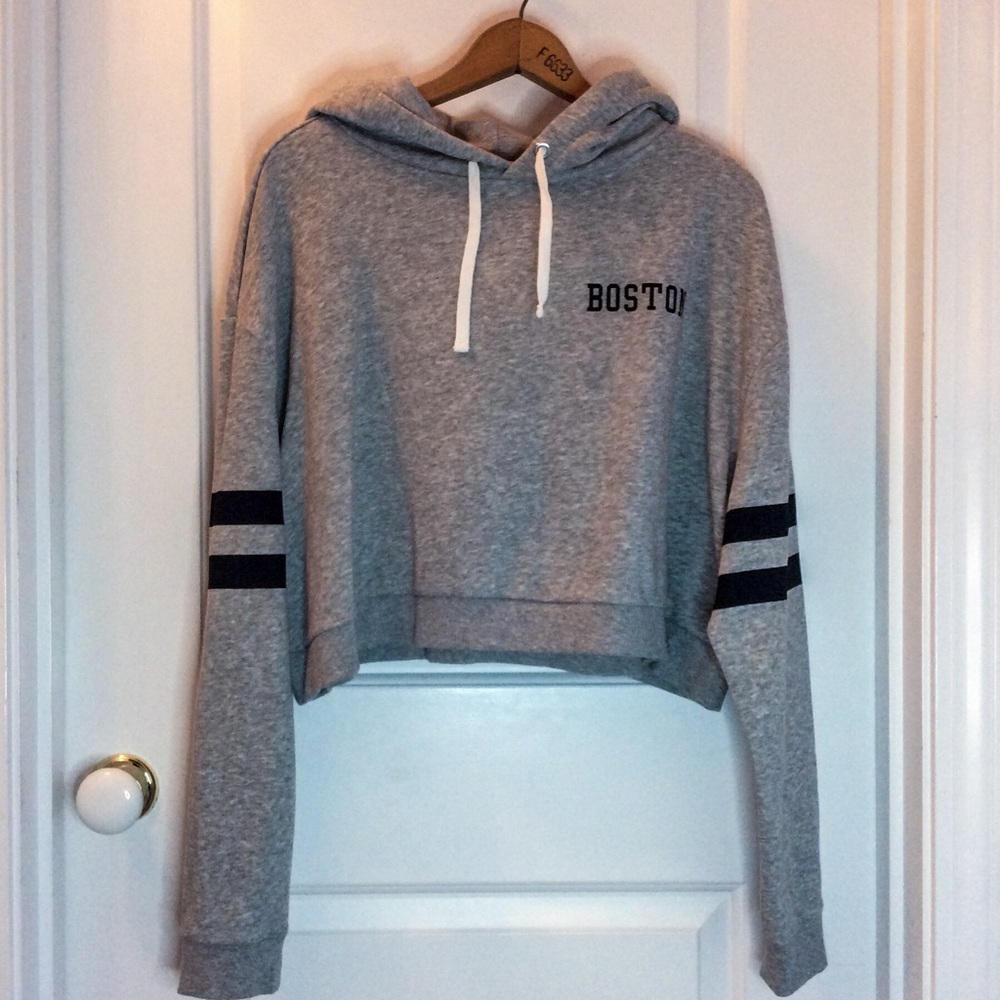 H&M Boston Cropped Hoodie NWT